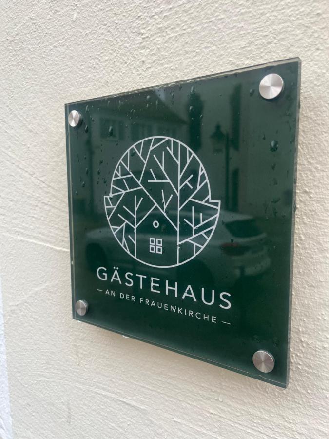 Gaestehaus An Der Frauenkirche Guntzbourg Extérieur photo