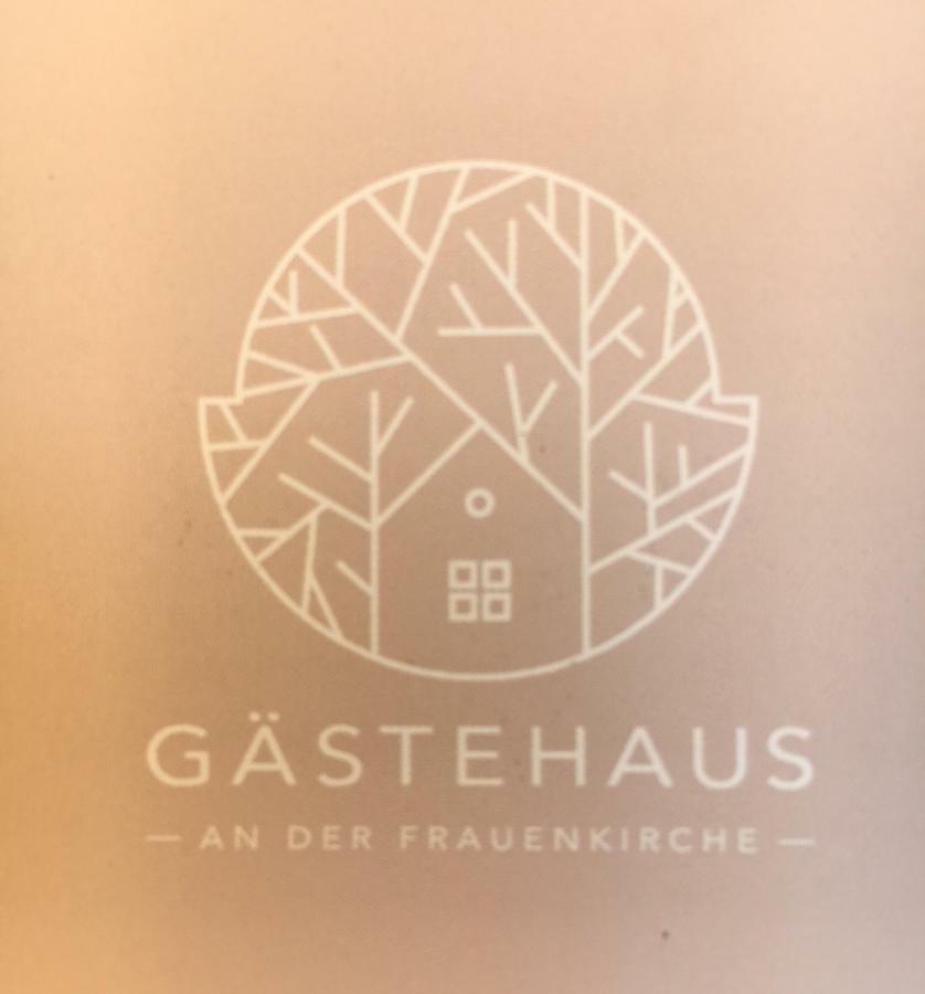 Gaestehaus An Der Frauenkirche Guntzbourg Extérieur photo